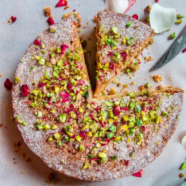 Rose and Pistachio cake